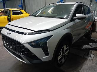 Vrakbiler auto Hyundai Bayon Bayon SUV 1.0 T-GDI 12V Mild Hybrid 48V (G3LF) [73kW]  (05-2021/...) 2023