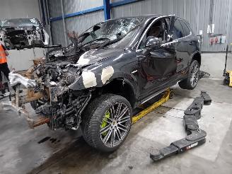 Auto da rottamare Porsche Cayenne Cayenne II (92A) SUV 3.0 S E-Hybrid 24V (MCG.EA) [306kW]  (05-2011/05-=
2017) 2016
