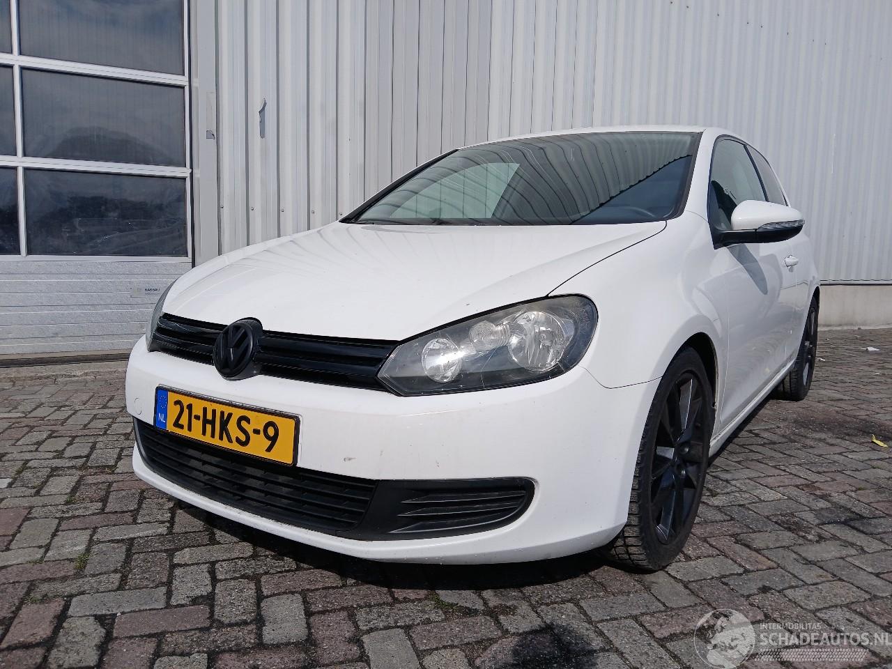 Volkswagen Golf Golf VI (5K1) Hatchback 1.4 TSI 122 16V (CAXA(Euro 5)) [90kW]  (10-200=
8/11-2012)