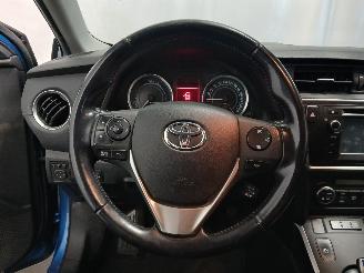 Toyota Auris Auris Touring Sports (E18) Combi 1.8 16V Hybrid (2ZRFXE) [100kW]  (07-=
2013/12-2018) picture 22