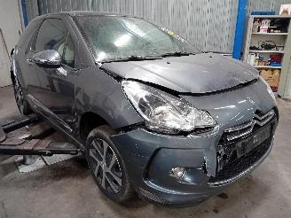 Citroën DS3 DS3 (SA) Hatchback 1.6 e-HDi (DV6DTED(9HP)) [68kW]  (11-2009/07-2015) picture 2