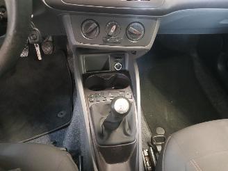 Seat Ibiza Ibiza IV (6J5) Hatchback 5-drs 1.2 TDI Ecomotive (CFWA) [55kW]  (06-20=
10/05-2015) picture 11