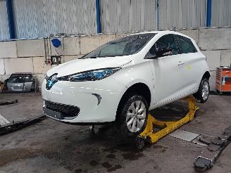 Auto da rottamare Renault Zoé Zoé (AG) Hatchback 5-drs 46kW (5AQ-601) [46kW]  (06-2012/...) 2015