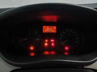 Opel Vivaro Vivaro Van 2.0 CDTI (M9R-786) [84kW]  (08-2006/07-2014) picture 19