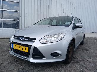 Auto incidentate Ford Focus Focus 3 Wagon Combi 1.6 TDCi ECOnetic (NGDB) [77kW]  (05-2012/05-2018)= 2014/6