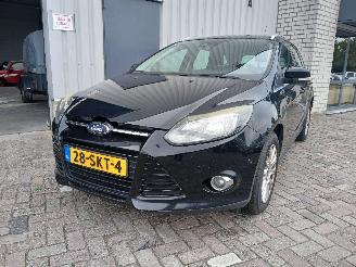 Auto incidentate Ford Focus Focus 3 Wagon Combi 1.6 EcoBoost 16V 150 (JQDB(Euro 5)) [110kW]  (07-2=
010/05-2018) 2011/10