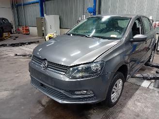  Volkswagen Polo Polo V (6R) Hatchback 1.0 12V BlueMotion Technology (CHYB) [55kW]  (01=
-2014/10-2017) 2016