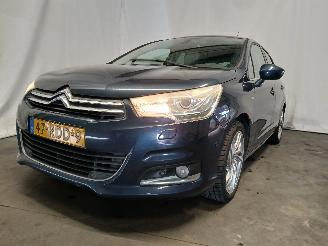 Vaurioauto  passenger cars Citroën C4 C4 Berline (NC) Hatchback 5-drs 1.6 16V VTi (EP6C(5FS)) [88kW]  (10-20=
10/...) 2011/4
