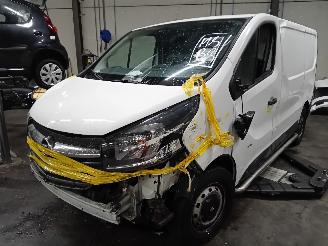 Vrakbiler auto Opel Vivaro Vivaro Van 1.6 CDTI 90 (R9M-408(R9M-A4)) [66kW]  (06-2014/12-2019) 2016/0