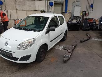 Sloopauto Renault Twingo Twingo II (CN) Hatchback 3-drs 1.2 (D7F-800(Euro 4)) [43kW]  (03-2007/=
09-2014) 2009