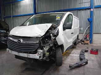 Vrakbiler auto Opel Vivaro Vivaro Van 1.6 CDTi BiTurbo 125 (R9M-452(R9M-D4)) [92kW]  (03-2016/12-=
2019) 2017/9