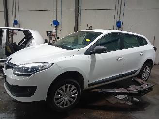 Vrakbiler auto Renault Mégane Megane III Grandtour (KZ) Combi 5-drs 1.5 dCi 110 (K9K-J836) [81kW]  (=
02-2009/04-2016) 2014/7