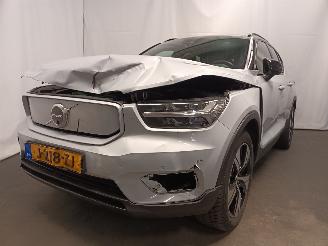 Voiture accidenté Volvo XC40 XC40 (XZ) SUV Recharge Twin 78 kWh (EAD3.1) [300kW]  (11-2020/...) 2020/11