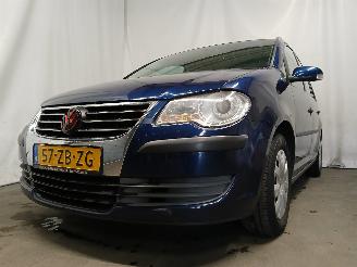 krockskadad bil auto Volkswagen Touran Touran (1T1/T2) MPV 1.4 16V TSI 140 (BMY) [103kW]  (02-2006/05-2010) 2008/1