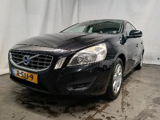Schadeauto Volvo V-60 V60 I (FW/GW) Combi 1.6 T3 16V (B4164T3(Euro 5)) [110kW]  (09-2010/12-=
2015) 2011/10