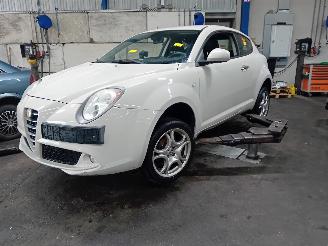 Salvage car Alfa Romeo MiTo MiTo (955) Hatchback 1.3 JTDm 16V Eco (199.B.4000) [62kW]  (01-2011/12=
-2015) 2011