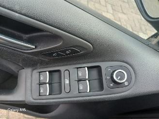 Volkswagen Golf Golf VI (5K1) Hatchback 1.4 TSI 160 16V (CAVD) [118kW]  (10-2008/11-20=
12) picture 10