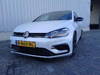 Damaged car Volkswagen Golf Golf VII (AUA) Hatchback 2.0 R 4Motion 16V (DNUE) [221kW]  (11-2013/08=
-2020) 2019/11