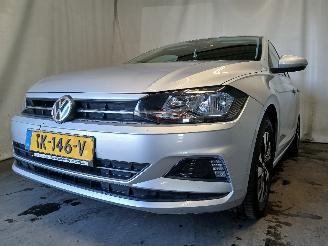 skadebil auto Volkswagen Polo Polo VI (AW1) Hatchback 5-drs 1.0 TSI 12V (CHZL) [70kW]  (06-2017/...)= 2018/8