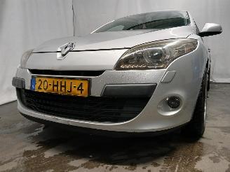 Voiture accidenté Renault Mégane Megane III Berline (BZ) Hatchback 5-drs 1.5 dCi 90 (K9K-834(K9K-H8)) [=
66kW]  (11-2008/02-2016) 2008/11