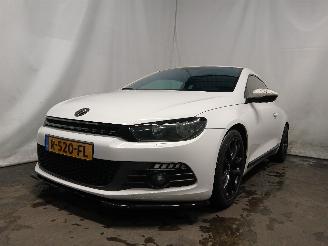 Voiture accidenté Volkswagen Scirocco Scirocco (137/13AD) Hatchback 3-drs 1.4 TSI 122 16V (CAXA(Euro 5)) [90=
kW]  (08-2008/11-2017) 2010/4