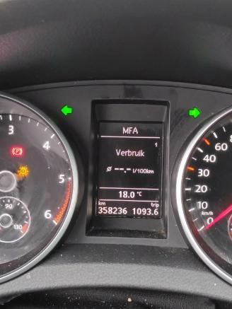 Volkswagen Golf Golf VI (5K1) Hatchback 1.6 TDI 16V (CAYC(Euro 5)) [77kW]  (02-2009/11=
-2012) picture 2