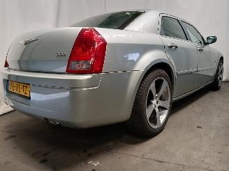 Chrysler 300 C 300 C Sedan 2.7 V6 24V (EER) [142kW]  (09-2004/11-2012) picture 6