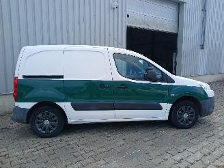 Peugeot Partner Partner (GC/GF/GG/GJ/GK) Van 1.6 (TU5JP4B(NFR)) [66kW]  (04-2008/02-20=
12) picture 6