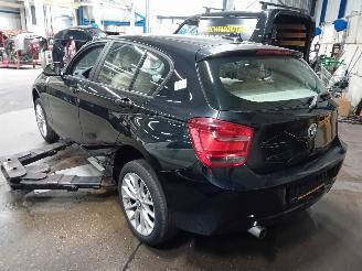 BMW 1-serie 1 serie (F20) Hatchback 5-drs 116i 1.6 16V (N13-B16A) [100kW]  (07-201=
1/02-2015) picture 4