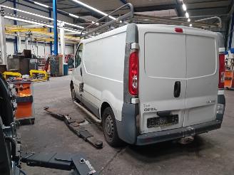 Opel Vivaro Vivaro Van 2.0 CDTI (M9R-782) [66kW]  (08-2006/07-2014) picture 4