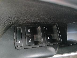 Opel Insignia Insignia Sports Tourer Combi 1.4 Turbo 16V Ecotec (A14NET(Euro 5)) [10=
3kW]  (04-2011/03-2017) picture 14