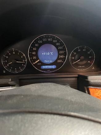 Mercedes E-klasse E Combi (S211) Combi 1.8 E-200 K 16V (M271.941) [120kW]  (03-2003/07-2=
009) picture 2