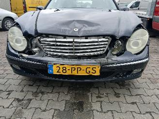 Mercedes E-klasse E Combi (S211) Combi 1.8 E-200 K 16V (M271.941) [120kW]  (03-2003/07-2=
009) picture 19