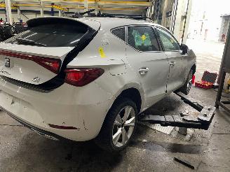 Seat Leon Leon (KLB) Hatchback 5-drs 1.4 TSI e-HYBRID 204 16V (DGEA) [150kW]  (0=
9-2020/...) picture 3