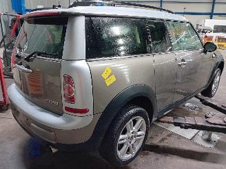 Mini Mini Clubman (R55) Combi 1.6 16V Cooper (N16-B16A) [90kW]  (03-2010/06-2014=
) picture 3