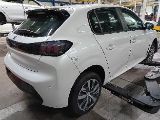 Peugeot 208 208 II (UB/UH/UP) Hatchback 5-drs 1.2 Vti 12V PureTech 75 (EB2FAD(HMH)=
) [55kW]  (06-2019/...) picture 3