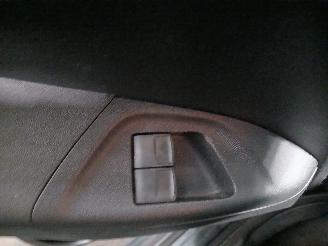 Peugeot 108 108 Hatchback 1.0 12V (1KRFE(CFB)) [51kW]  (05-2014/...) picture 13