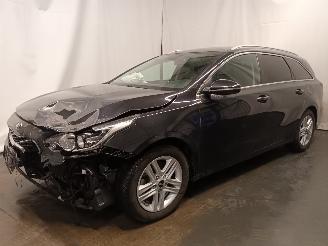 Kia Cee d Ceed Sportswagon (CDF) Combi 5-drs 1.0i T-GDi 12V (G3LC) [88kW]  (05-2=
018/...) picture 3