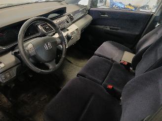 Honda Fr-v FR-V (BE) MPV 1.8 i-VTEC 16V (R18A1) [103kW]  (01-2007/12-2009) picture 13