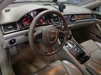 Audi A8 A8 (D3) Sedan 4.2 V8 40V FSI Quattro (BVJ) [257kW]  (06-2006/07-2010) picture 11