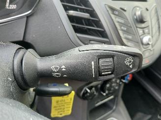 Ford Fiesta Fiesta 6 (JA8) Hatchback 1.0 Ti-VCT 12V 65 (XMJA(Euro 5)) [48kW]  (01-=
2013/06-2017) picture 15