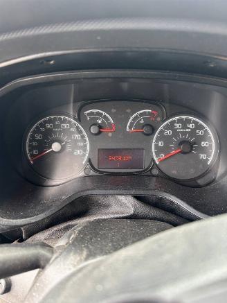 Fiat Doblo Doblo Cargo (263) Van 1.3 D Multijet (263.A.6000) [55kW]  (11-2013/12-=
2023) picture 2