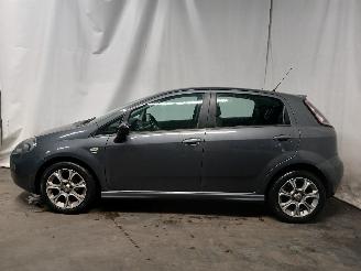 Fiat Punto Punto III (199) Hatchback 0.9 TwinAir (312.A.2000) [63kW]  (03-2012/..=
=2E) picture 4