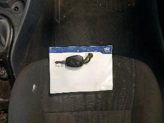 Dacia Duster Duster (HS) SUV 1.6 16V (K4M-690(K4M-F6)) [77kW]  (04-2010/01-2018) picture 27