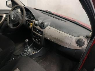 Dacia Sandero Sandero I (BS) Hatchback 1.4 (K7J-710(K7J-A7)) [55kW]  (06-2008/12-201=
2) picture 8