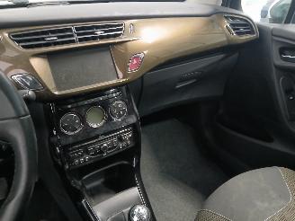 Citroën C3 C3 (SC) Hatchback 5-drs 1.6 HDi 92 (DV6DTED(9HP)) [68kW]  (11-2009/09-=
2016) picture 19