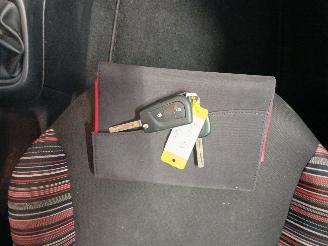 Citroën C1 C1 Hatchback 1.0 Vti 68 12V (1KR-FE(CFB)) [51kW]  (04-2014/04-2018) picture 21