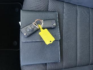 Volkswagen Golf Golf VII (AUA) Hatchback 2.0 R 4Motion 16V (DNUE) [221kW]  (11-2013/08=
-2020) picture 26