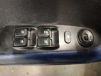 Hyundai I-10 i10 (F5) Hatchback 1.1i 12V (G4HG) [49kW]  (01-2008/12-2013) picture 12