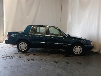 Chrysler Saratoga Saratoga Sedan 3.0 i (3(V6-181)) [104kW]  (09-1989/12-1995) picture 7